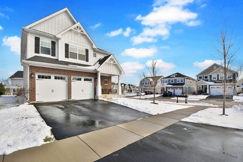 Tiny photo for 2 Potter Court, Hawthorn Woods, IL 60047 (MLS # 12588081)