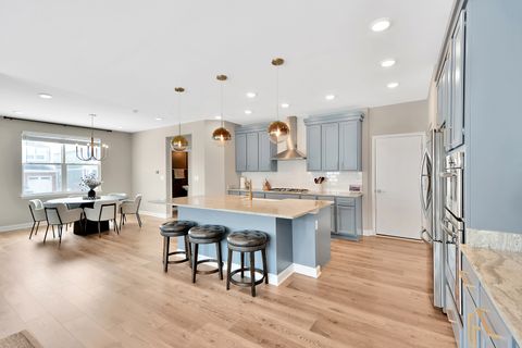 Tiny photo for 2 Potter Court, Hawthorn Woods, IL 60047 (MLS # 12588081)