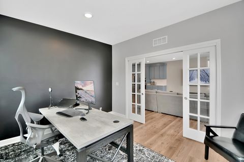 Tiny photo for 2 Potter Court, Hawthorn Woods, IL 60047 (MLS # 12588081)