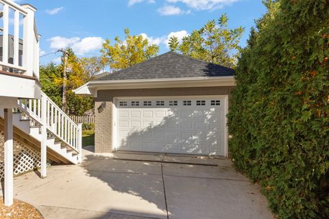 Tiny photo for 275 MERTON Avenue, Glen Ellyn, IL 60137 (MLS # 12508106)