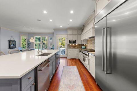 Tiny photo for 275 MERTON Avenue, Glen Ellyn, IL 60137 (MLS # 12508106)