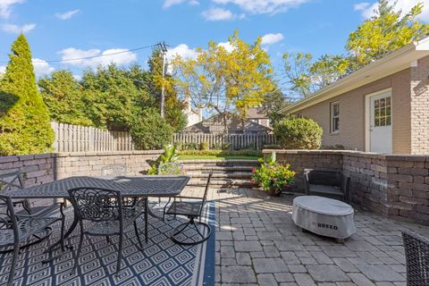 Tiny photo for 275 MERTON Avenue, Glen Ellyn, IL 60137 (MLS # 12508106)