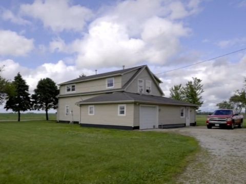 Photo of 101 County Road 100 N, Ivesdale, IL 61851 (MLS # 12480071)