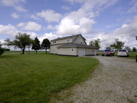Photo of 101 County Road 100 N, Ivesdale, IL 61851 (MLS # 12480071)