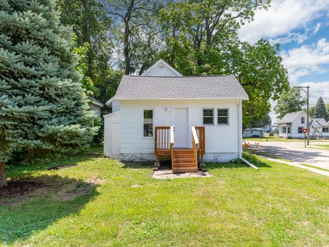 Tiny photo for 510 W 8th Street, Sterling, IL 61081 (MLS # 12752347)