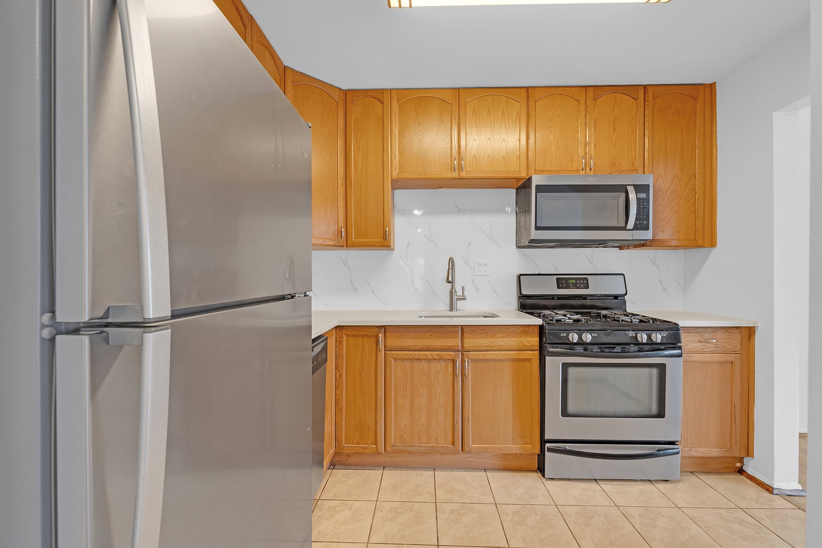 1515 E Churchill Drive 102