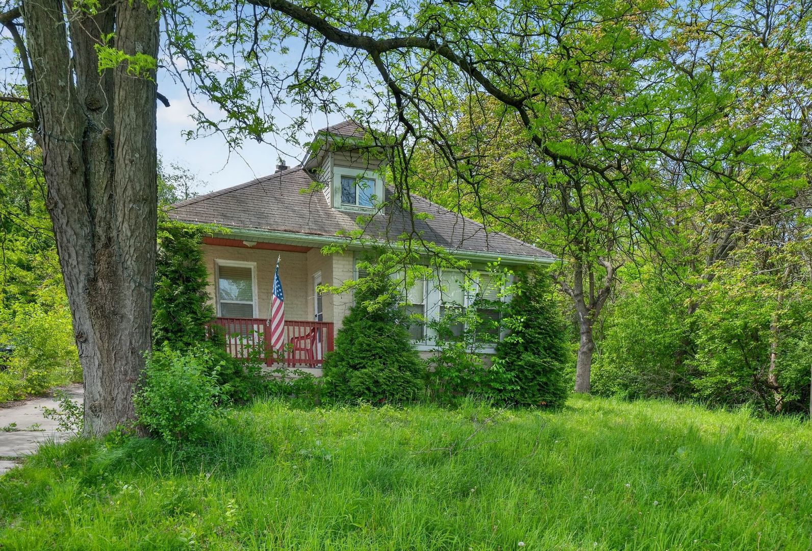 Photo 1 of 10 — 476 E 23rd Street, Chicago Heights, IL 60411