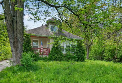 Photo of 476 E 23rd Street, Chicago Heights, IL 60411 (MLS # 12647502)