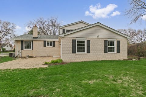 Tiny photo for 1554 CHICKASAW Drive, Naperville, IL 60563 (MLS # 12604126)