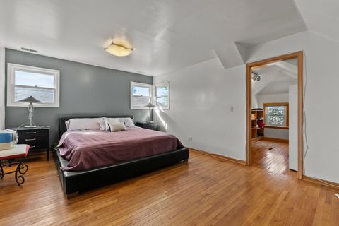 Tiny photo for 3825 Kenilworth Avenue, Berwyn, IL 60402 (MLS # 12487971)