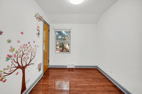 Tiny photo for 6423 N Seeley Avenue, Chicago, IL 60645 (MLS # 12488412)