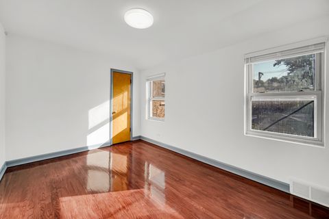Tiny photo for 6423 N Seeley Avenue, Chicago, IL 60645 (MLS # 12488412)