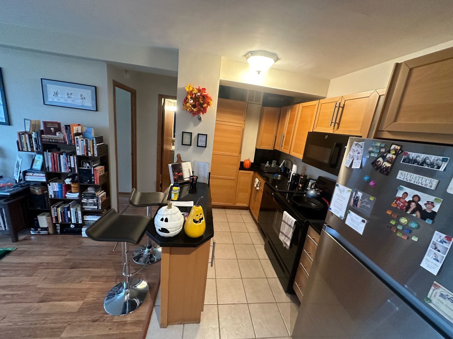 4180 N Marine Drive 1111