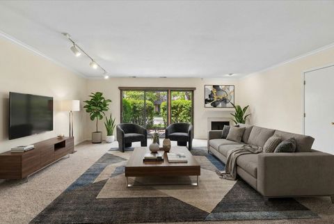 Tiny photo for 925 Spring Hill Drive #102, Northbrook, IL 60062 (MLS # 12577233)