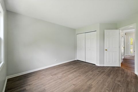 Tiny photo for 720 Hoover Drive, Carol Stream, IL 60188 (MLS # 12488818)