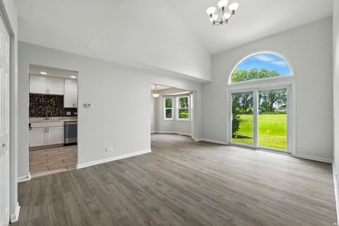 Tiny photo for 720 Hoover Drive, Carol Stream, IL 60188 (MLS # 12488818)