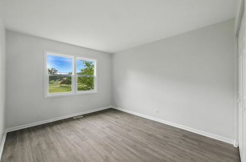 Tiny photo for 720 Hoover Drive, Carol Stream, IL 60188 (MLS # 12488818)