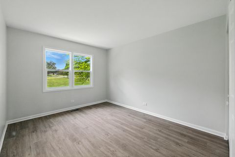 Tiny photo for 720 Hoover Drive, Carol Stream, IL 60188 (MLS # 12488818)