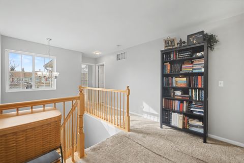 Tiny photo for 302 Tower Hill Drive #302, St. Charles, IL 60175 (MLS # 12563486)