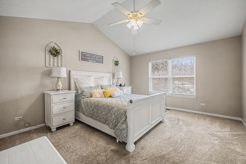 Tiny photo for 302 Tower Hill Drive #302, St. Charles, IL 60175 (MLS # 12563486)