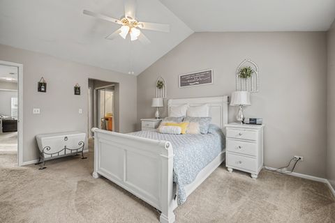 Tiny photo for 302 Tower Hill Drive #302, St. Charles, IL 60175 (MLS # 12563486)