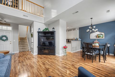 Tiny photo for 302 Tower Hill Drive #302, St. Charles, IL 60175 (MLS # 12563486)