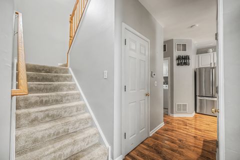 Tiny photo for 302 Tower Hill Drive #302, St. Charles, IL 60175 (MLS # 12563486)