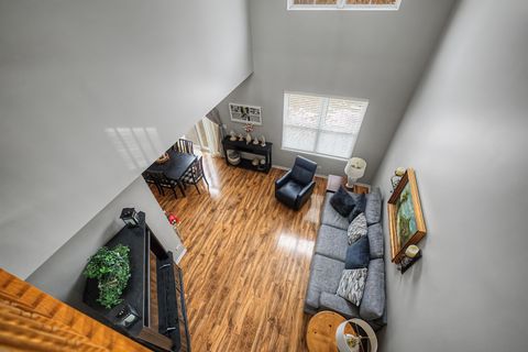 Tiny photo for 302 Tower Hill Drive #302, St. Charles, IL 60175 (MLS # 12563486)