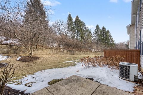 Tiny photo for 302 Tower Hill Drive #302, St. Charles, IL 60175 (MLS # 12563486)