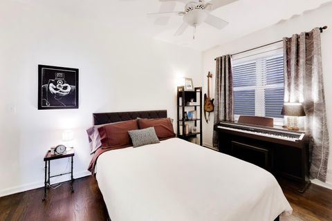 Tiny photo for 1927 W BELMONT Avenue #4, Chicago, IL 60657 (MLS # 12606991)