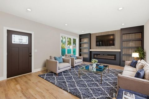 Tiny photo for 9322 S Trumbull Avenue, Evergreen Park, IL 60805 (MLS # 12498778)