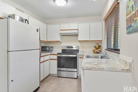 Tiny photo for 7101 Saint Tropez Court #295, Fox Lake, IL 60020 (MLS # 12481276)