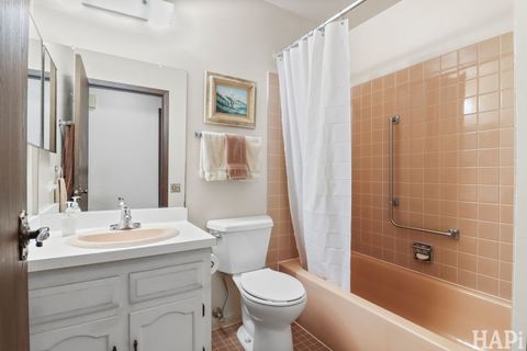 Tiny photo for 7101 Saint Tropez Court #295, Fox Lake, IL 60020 (MLS # 12481276)