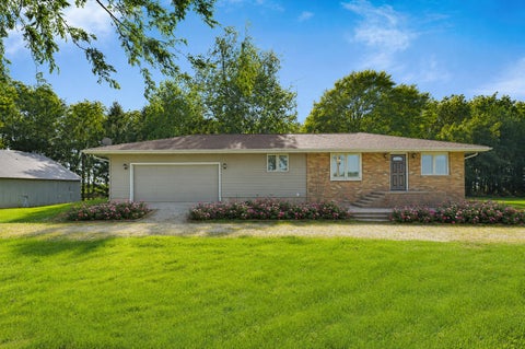 Photo of 2676 Fairview Drive, Malta, IL 60150 (MLS # 12696447)