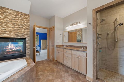 Tiny photo for 5546 Laurel Avenue, La Grange Highlands, IL 60525 (MLS # 12479730)