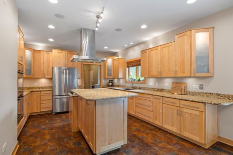 Tiny photo for 5546 Laurel Avenue, La Grange Highlands, IL 60525 (MLS # 12479730)