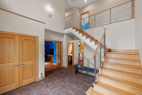 Tiny photo for 5546 Laurel Avenue, La Grange Highlands, IL 60525 (MLS # 12479730)