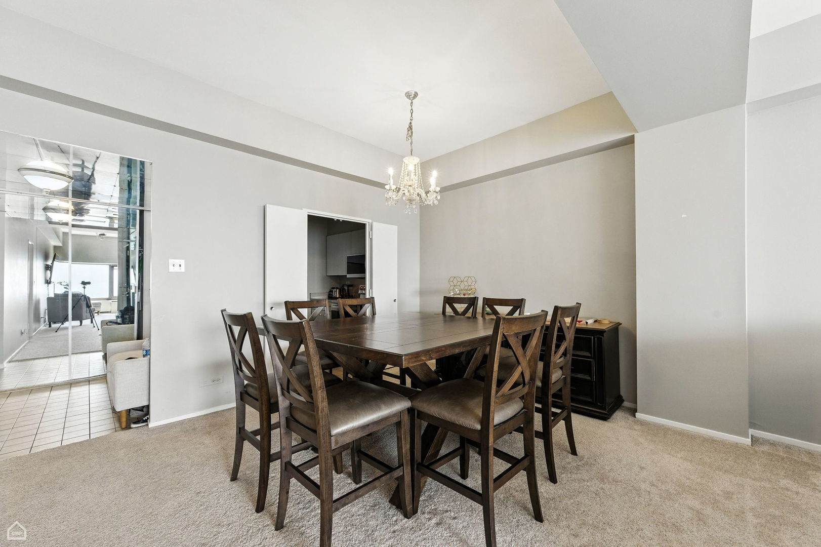 175 E Delaware Place 5501