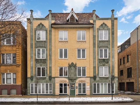 1636 W Melrose Street 405 Chicago IL 60657