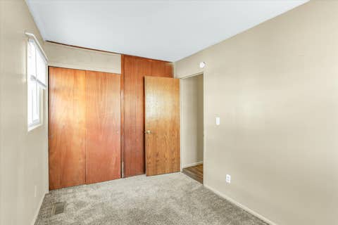 Tiny photo for 704 S Scottswood Drive, Urbana, IL 61802 (MLS # 12707068)