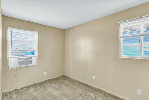 Tiny photo for 704 S Scottswood Drive, Urbana, IL 61802 (MLS # 12707068)