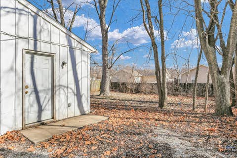 Tiny photo for 704 S Scottswood Drive, Urbana, IL 61802 (MLS # 12707068)