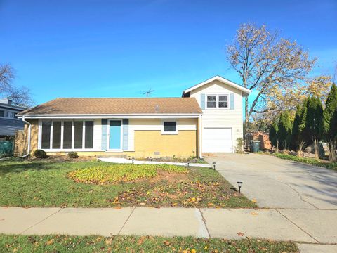 Photo of 7434 Emerson Street, Morton Grove, IL 60053 (MLS # 12535092)