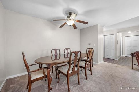 Tiny photo for 1311 S Finley Road #104, Lombard, IL 60148 (MLS # 12519707)