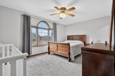 Tiny photo for 1036 E Talbot Street, Arlington Heights, IL 60004 (MLS # 12662977)