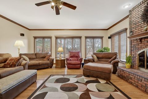 Tiny photo for 1036 E Talbot Street, Arlington Heights, IL 60004 (MLS # 12662977)
