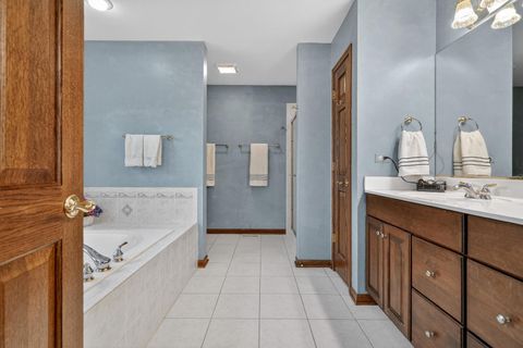 Tiny photo for 1036 E Talbot Street, Arlington Heights, IL 60004 (MLS # 12662977)