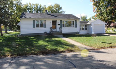 Photo of 601 College Avenue S, Ottawa, IL 61350 (MLS # 12500842)
