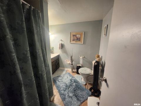 Tiny photo for 118 MISSOURI Street, Pinckneyville, IL 62274 (MLS # EB459697)