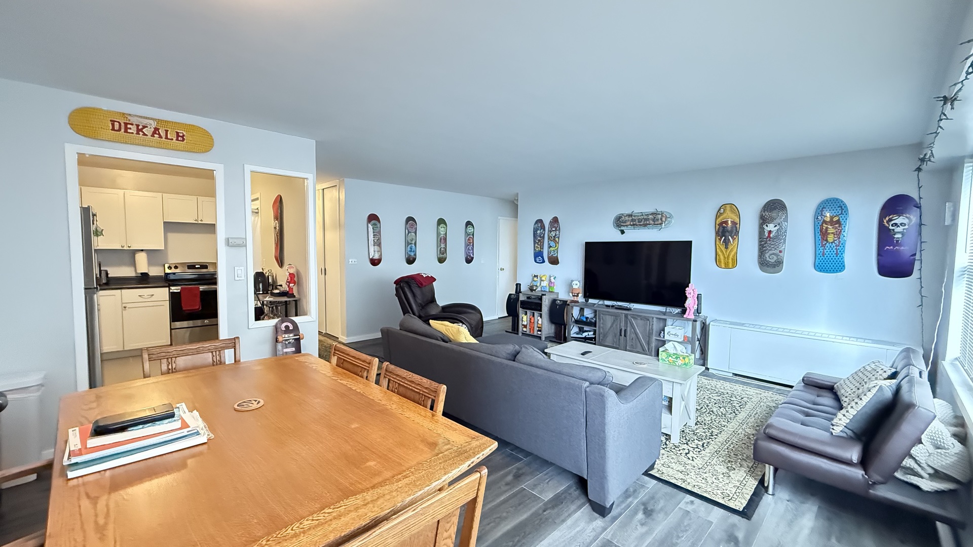 6157 N SHERIDAN Road 3C